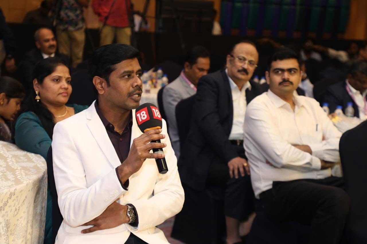 599956998_1156975439964833_3092859499468890265_n